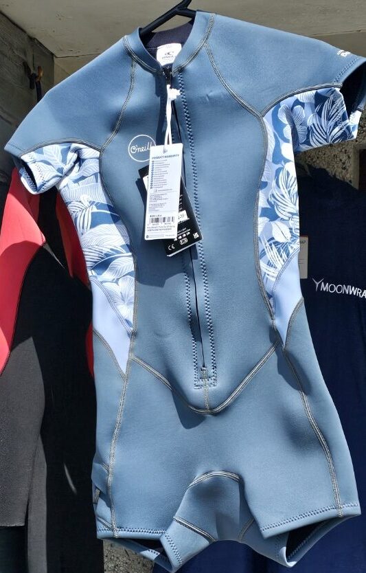 20250426_132857 O'Neill ladies front zip Bahia shortie.